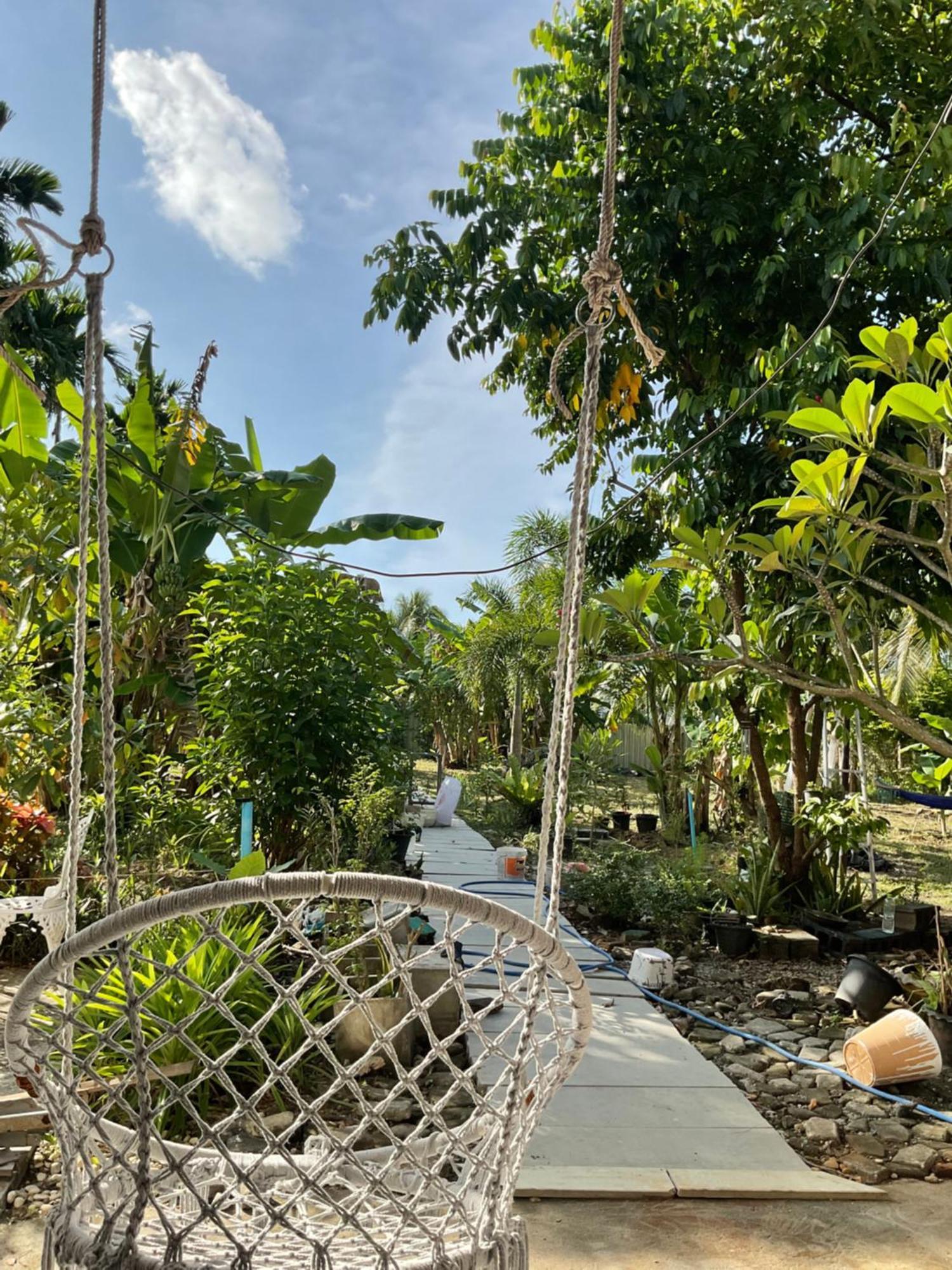 Wake Up @Lanta Hotel : Cafe Ko Lanta Kültér fotó